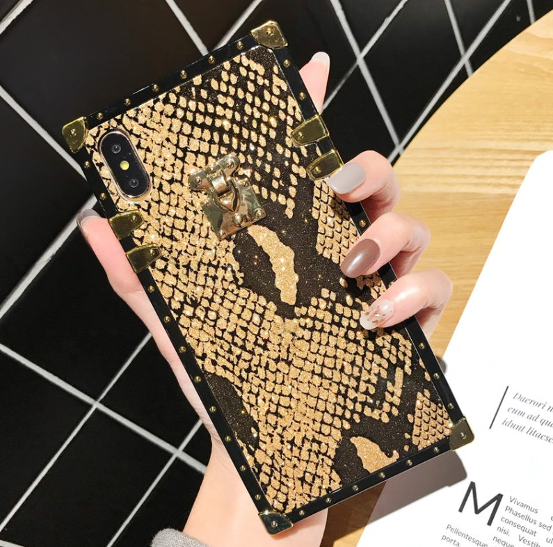 Serpentine mobile phone case